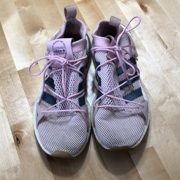 adidas sneakers - Picture 3 of 4